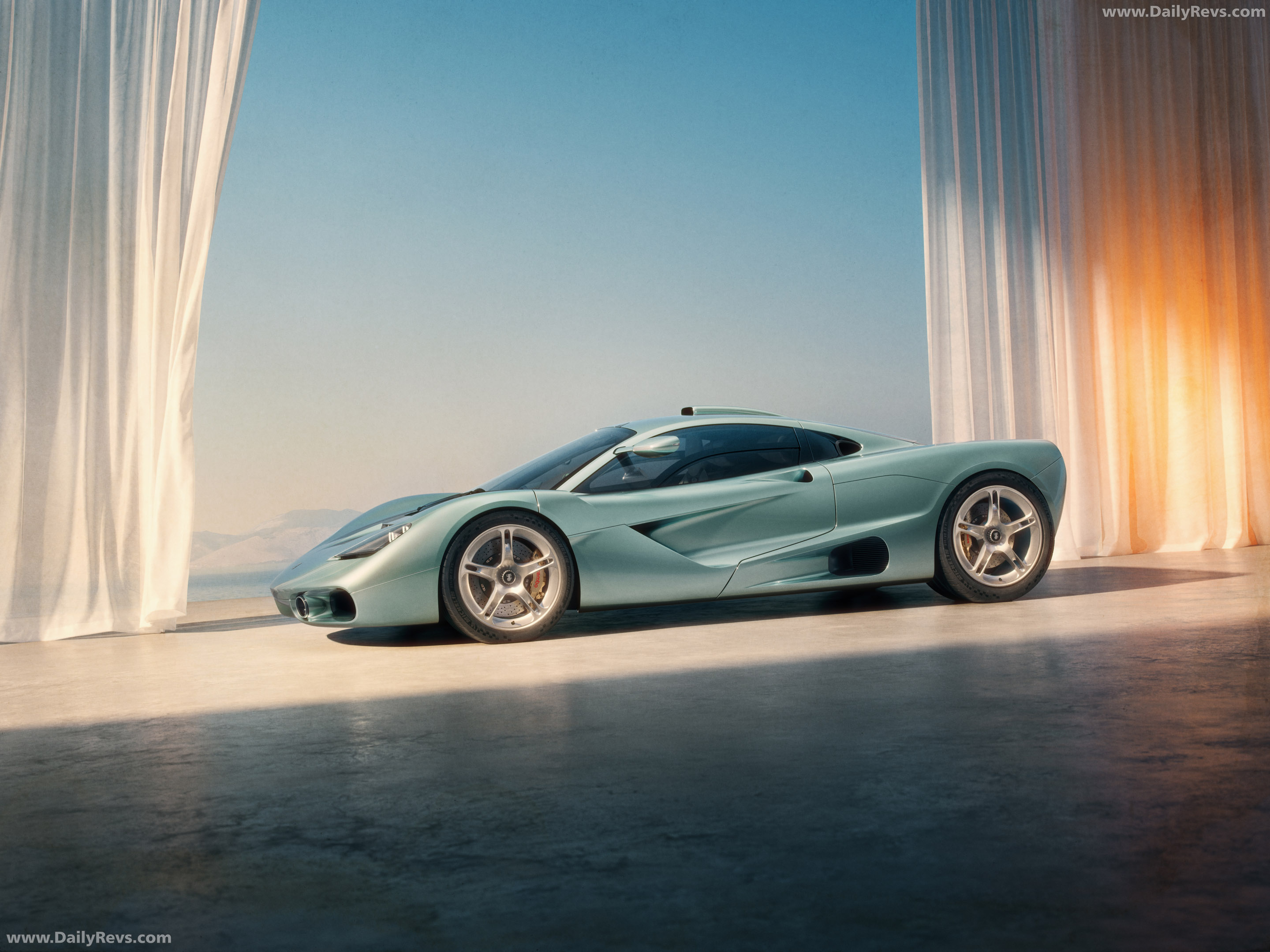 2028 Gordon Murray S1 Side View